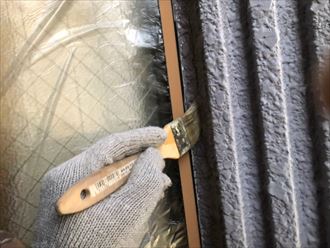 プライマーを塗布